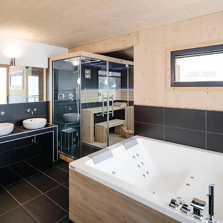 Four Bedroom Holiday In Pichl 別荘
